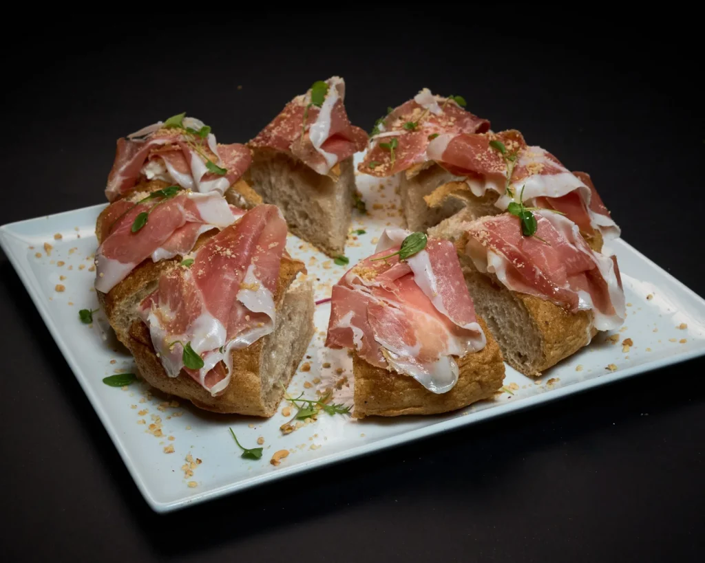 Prosciutto e Stracciata