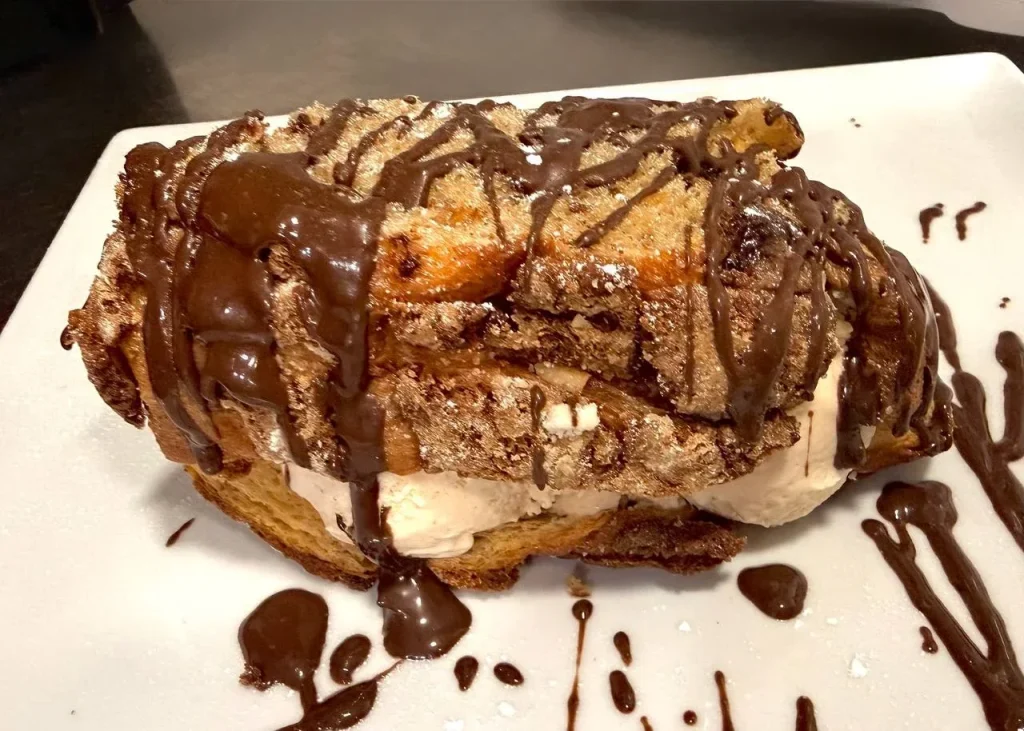 Panettone con Gelato Mennella